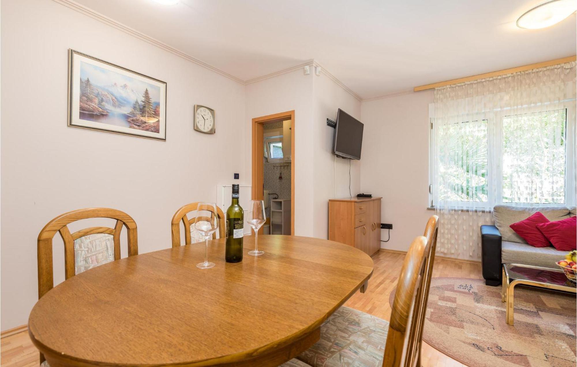 2 Bedroom Pet Friendly Apartment In Opatija Exteriér fotografie