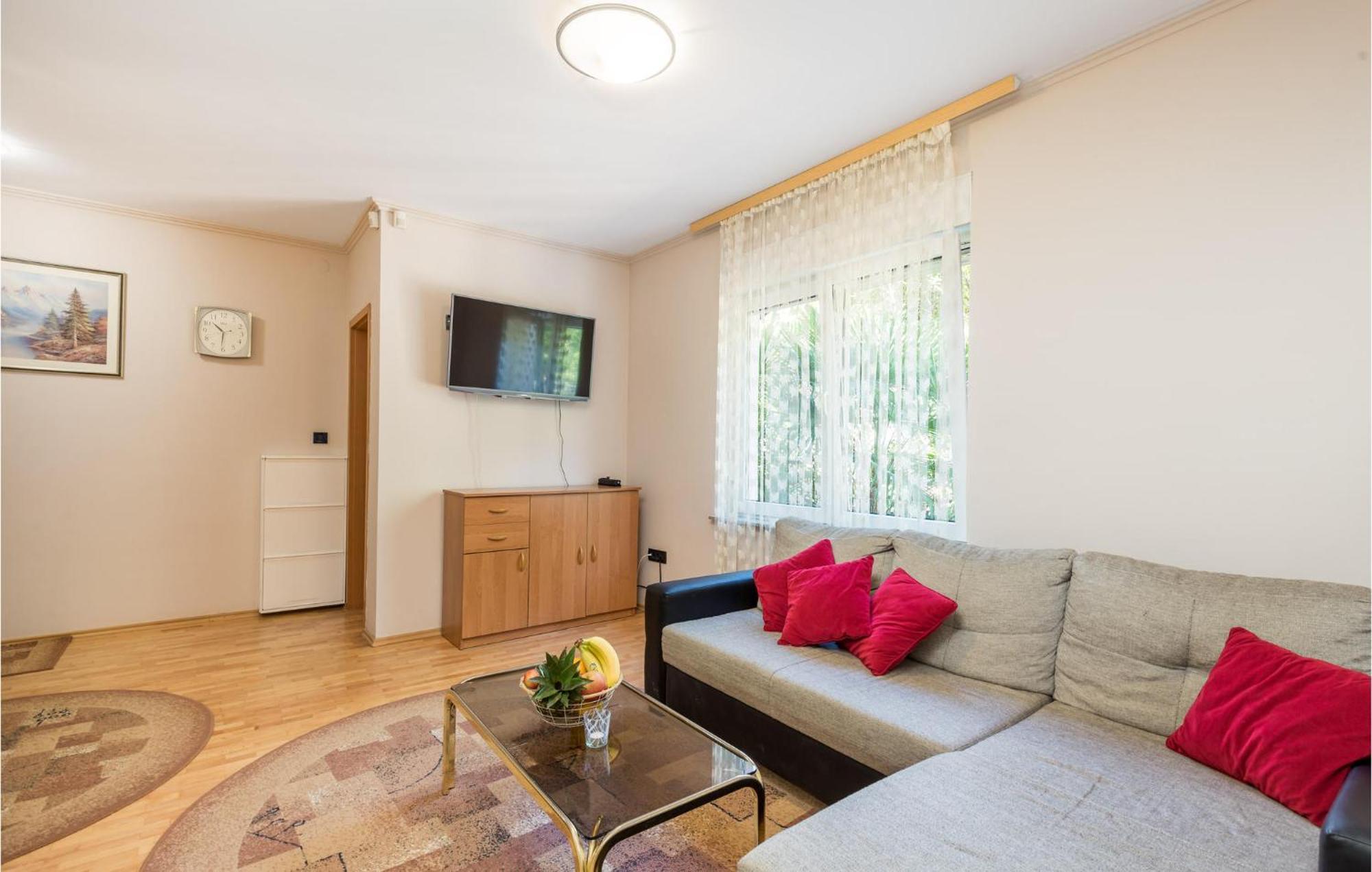 2 Bedroom Pet Friendly Apartment In Opatija Exteriér fotografie